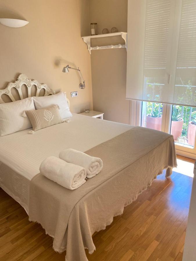 Petit Rossello Apartment Barcelona Exterior photo