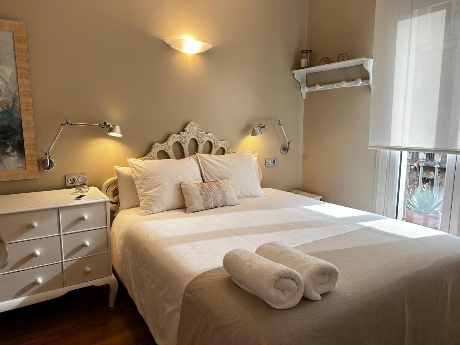 Petit Rossello Apartment Barcelona Exterior photo
